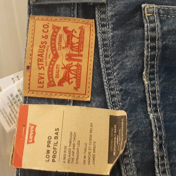 Levis jeans - Picture 3 of 4